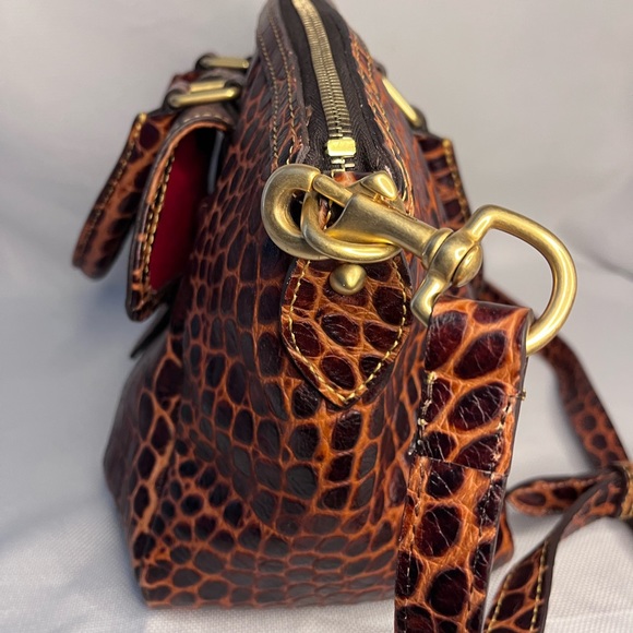 SOLD Dooney&Bourke Campbell Crocodile Embossed Brown Leather Satchel EUC - Picture 8 of 11